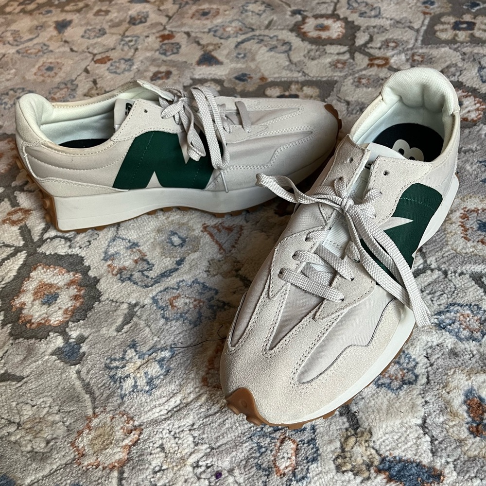 New Balance 327 men’s 11.5